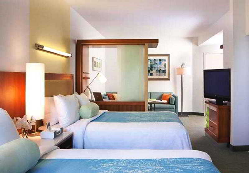 Springhill Suites By Marriott Orlando At Seaworld Esterno foto